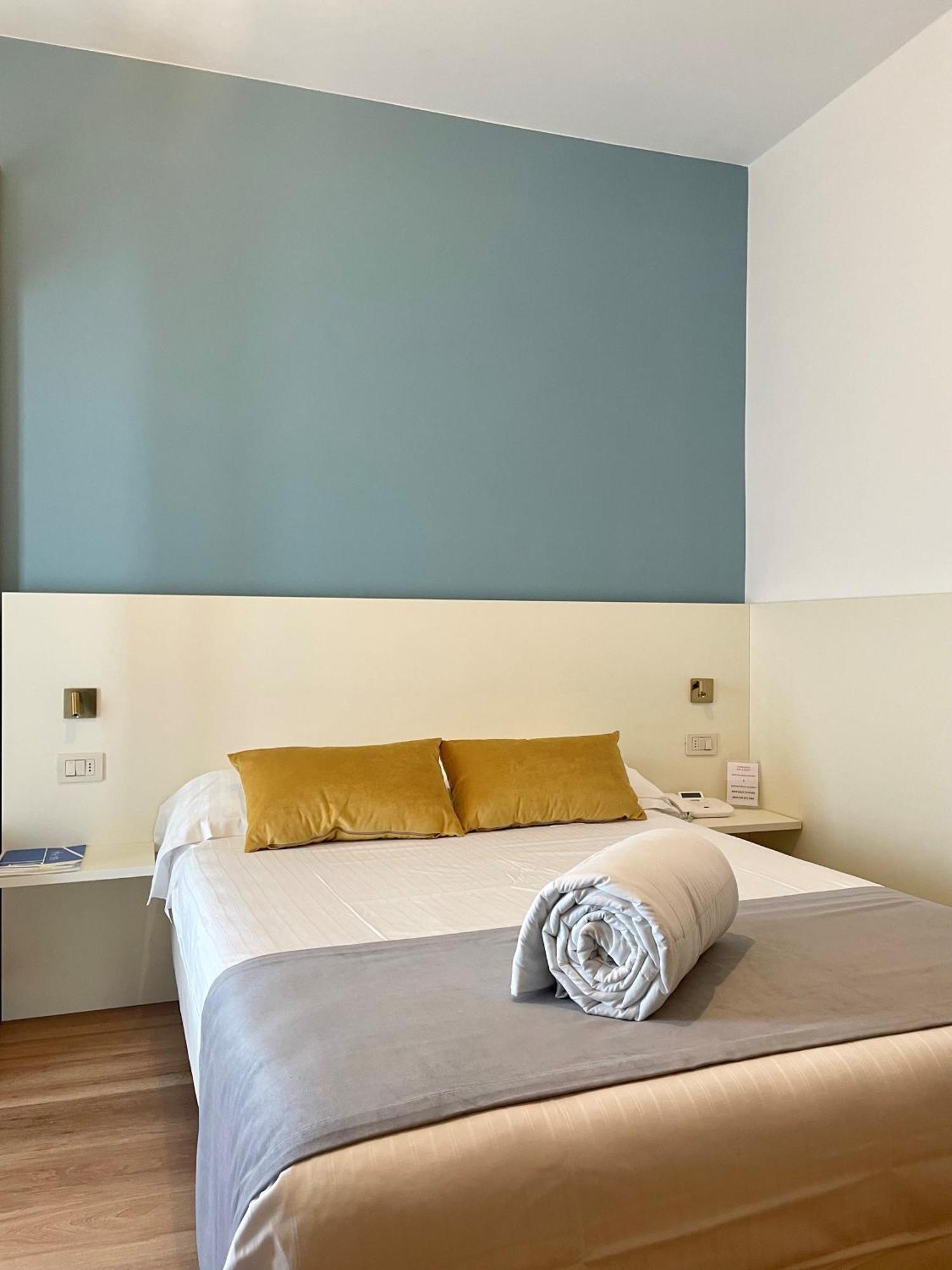 Hotel Al Sole Bardolino Pokoj fotografie